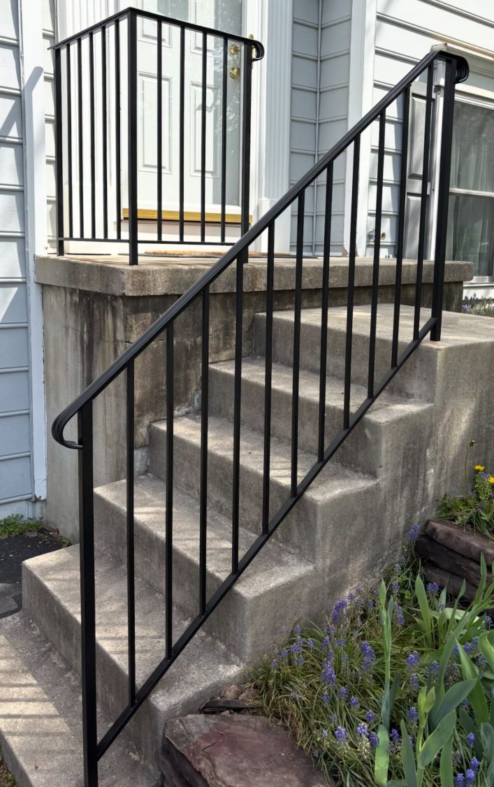 Iron Railing Sanding Painting 1