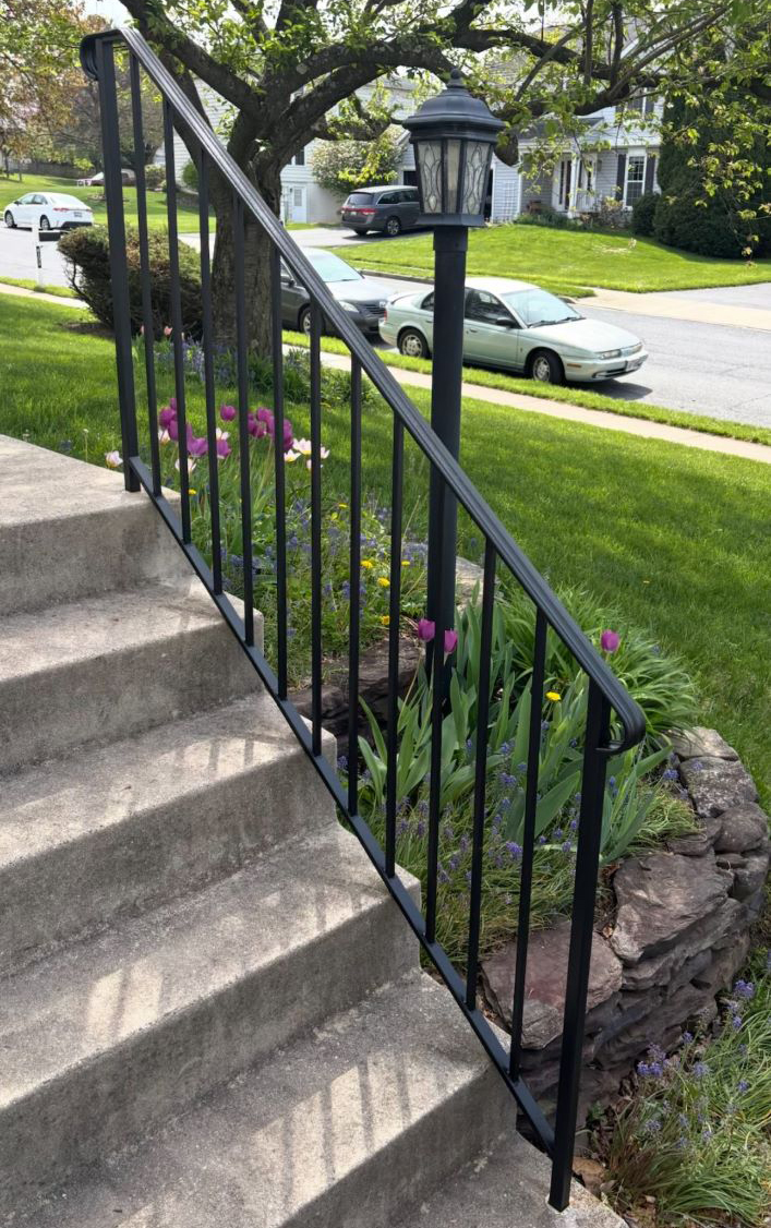 Iron Railing Sanding Painting 2